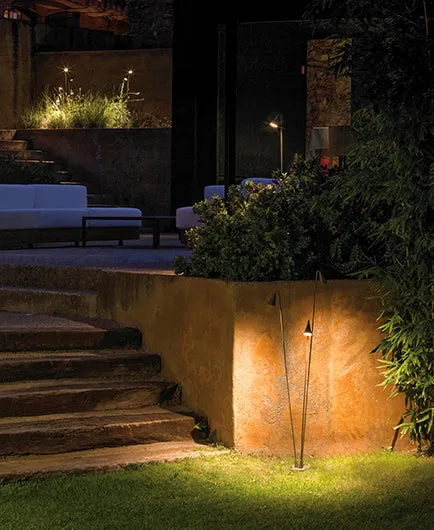 Brisa Outdoor Lamp