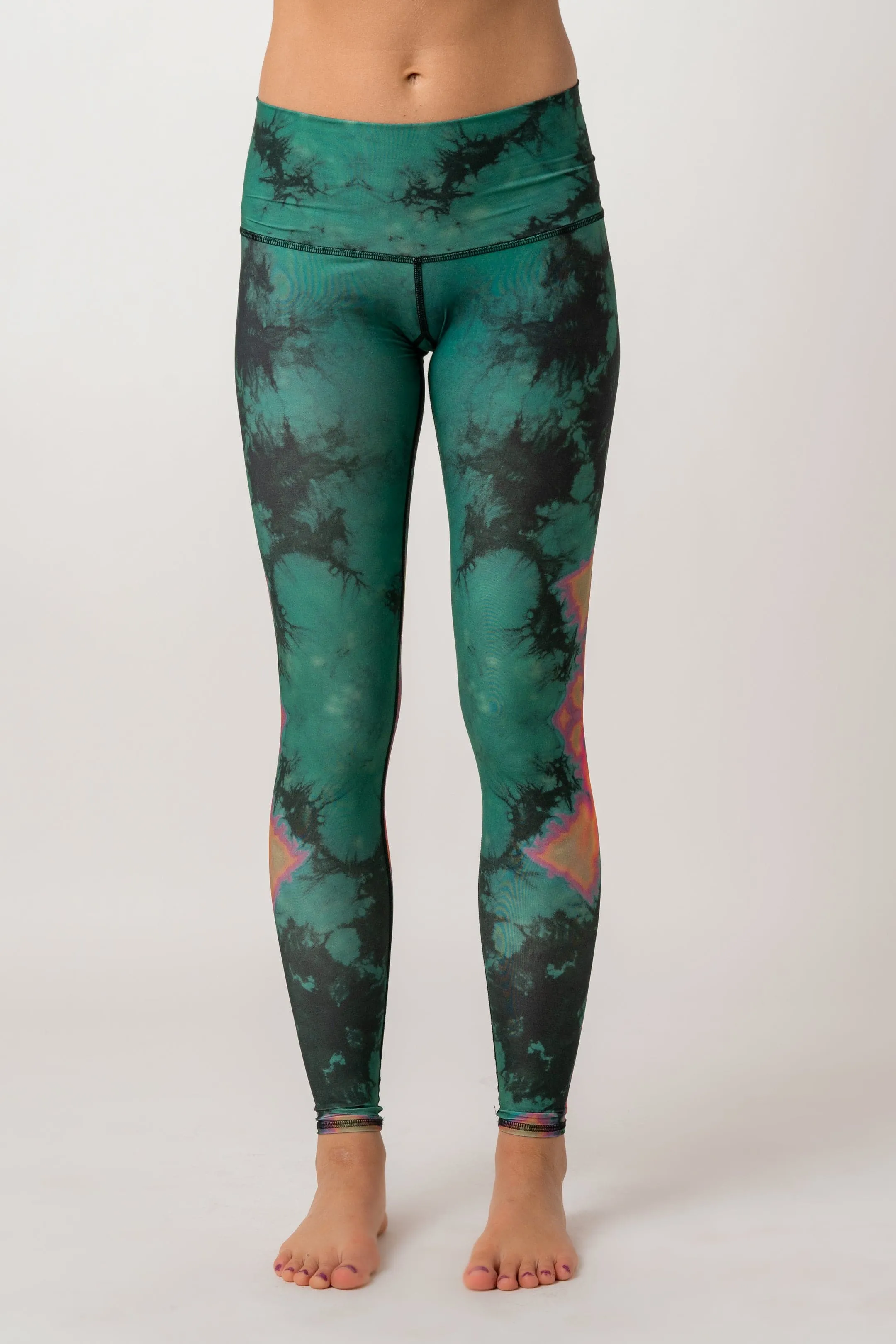 Eagle Feather Green Hot Pant