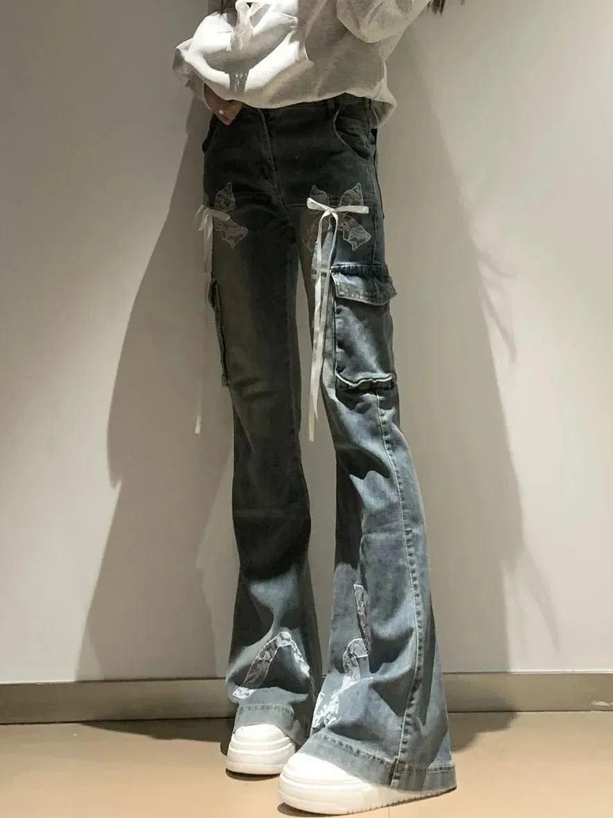 Jeans patte d'eph verwaschen grau und weiß y2k mit weißer stickerei