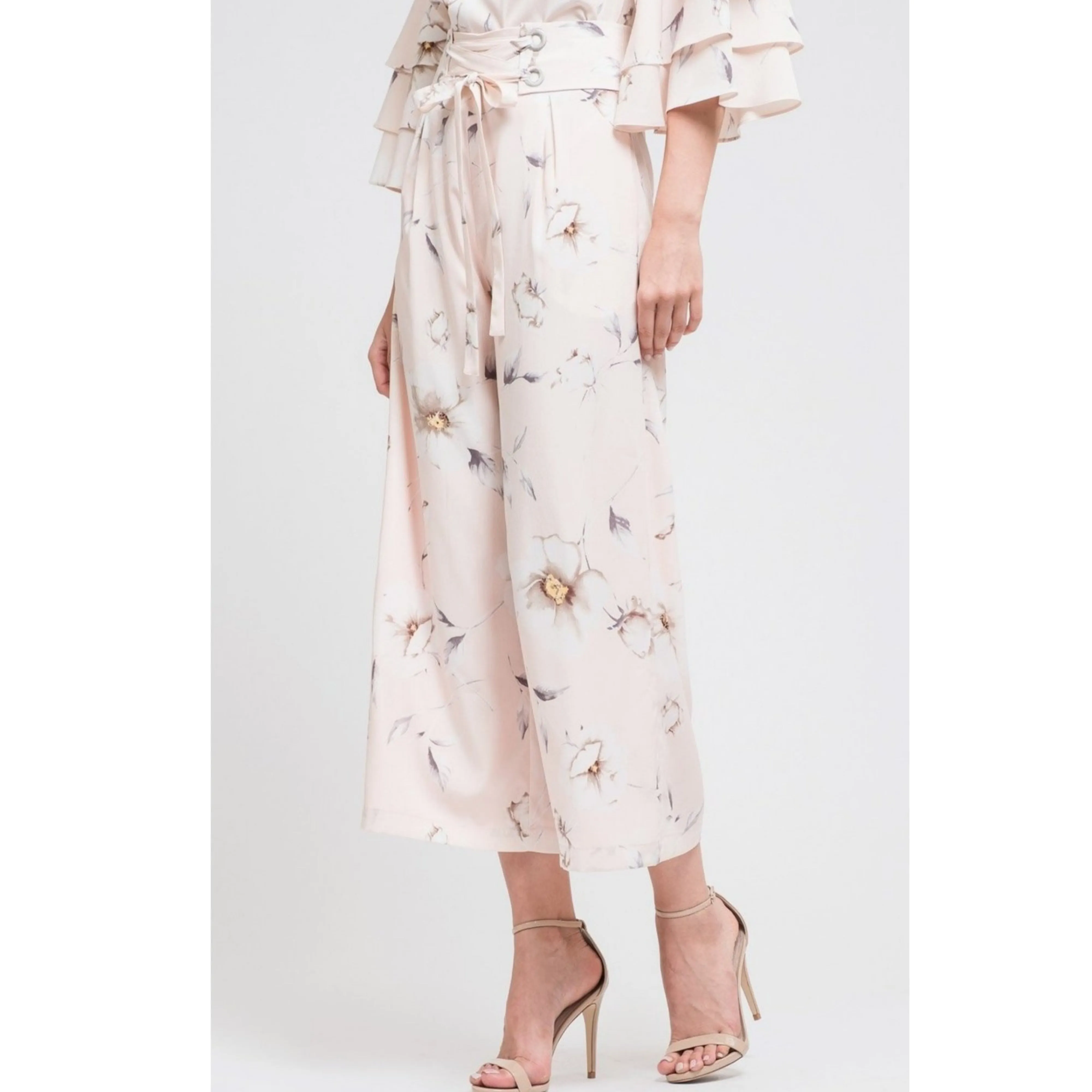 J.O.A. Cropped Floral Culottes